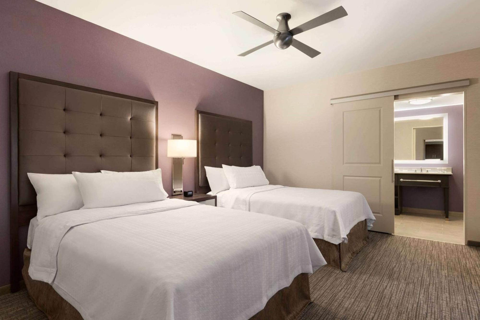 Hotel Homewood By Hilton Dc Convention Center